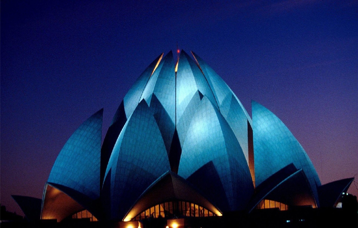 Delhi Travel Guide Lotus Temple