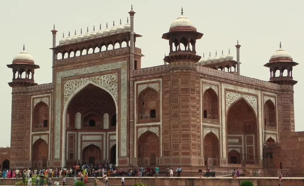 Taj Mahal Tour Guide showing the Great Gate entrance to the Taj Mahal complex