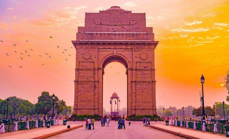 Best Time to Visit Delhi – India Gate